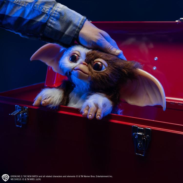 Trick or Treat Studios: Gremlins 2: The New Batch Gizmo 1/1 Scale Prop Replica