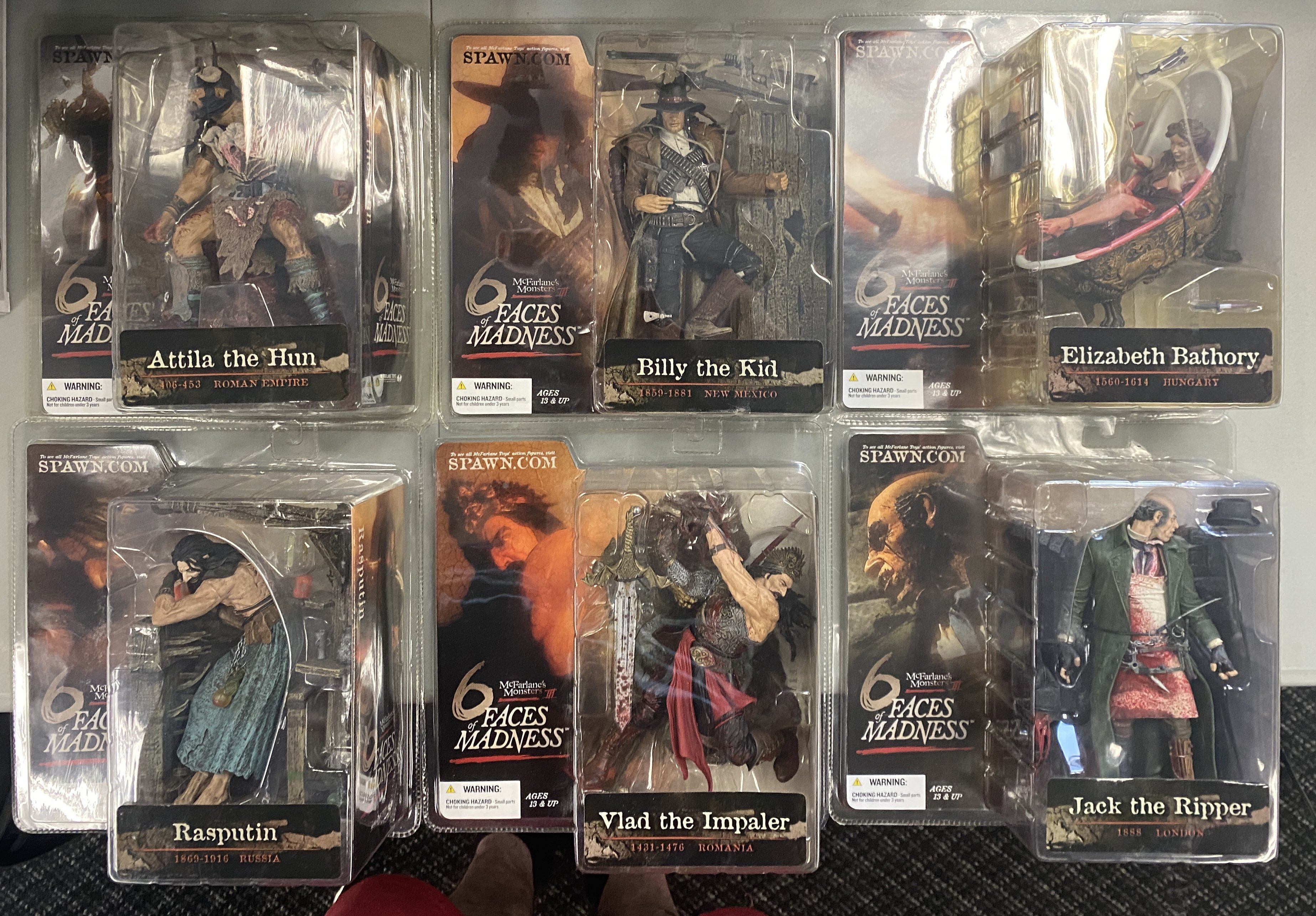 Mcfarlane 6 Faces of Madness Full Set of Six Action Figures (Billy the Kid)  (Atilla the Hun) (Vlad the Impaler) (Jack the Ripper) (Elizabeth Bathory)  